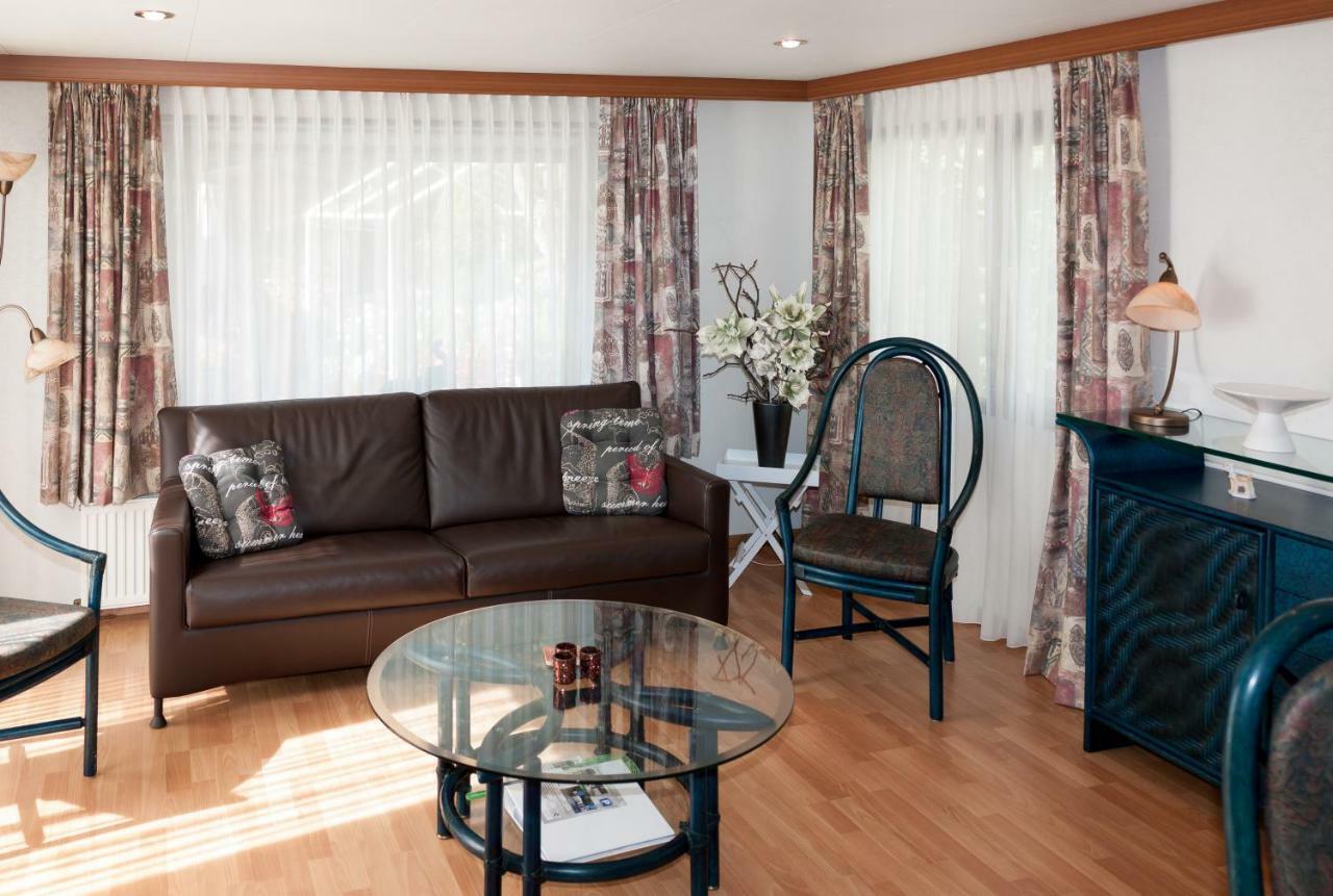 The Place To Be-2 Villa Putten Bagian luar foto